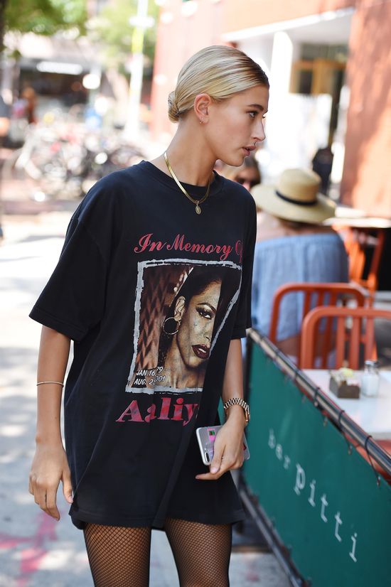 Niektórzy twierdzą, że Kendall Jenner nie dorasta jej do pięt (ZDJĘCIA) Niektórzy twierdzą, że Kendall Jenner nie dorasta jej do pięt (ZDJĘCIA)