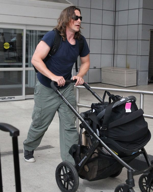 Christian Bale znów mocno przypakował (FOTO) Christian Bale znów mocno przypakował (FOTO)