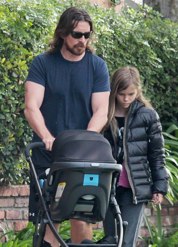 Christian Bale znów mocno przypakował (FOTO) Christian Bale znów mocno przypakował (FOTO)