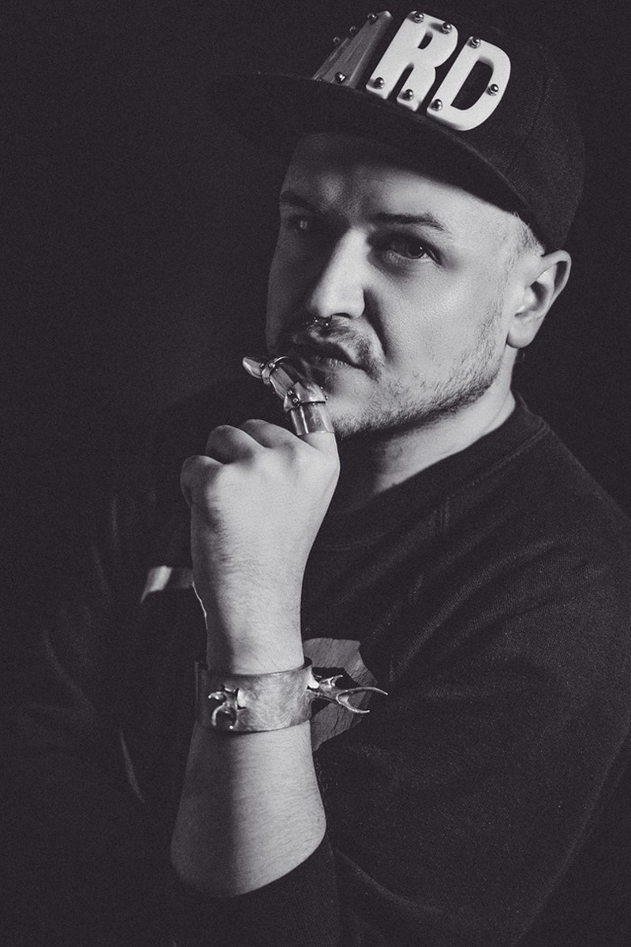 Bartek Fetysz mocno o polskich stereotypach: Jak przesolisz, to w mordę i nożem