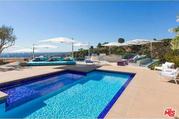 Coś na ochłodę: W takich basenach pluszczą się gwiazdy