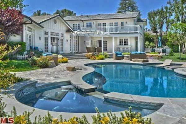 Coś na ochłodę: W takich basenach pluszczą się gwiazdy