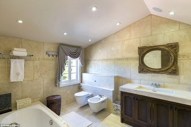 Historia o tym, jak Beckhamowie stracili 4 miliony funtów