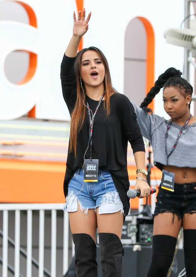 17-letnia Becky G wygryzie Selenę Gomez? (FOTO)