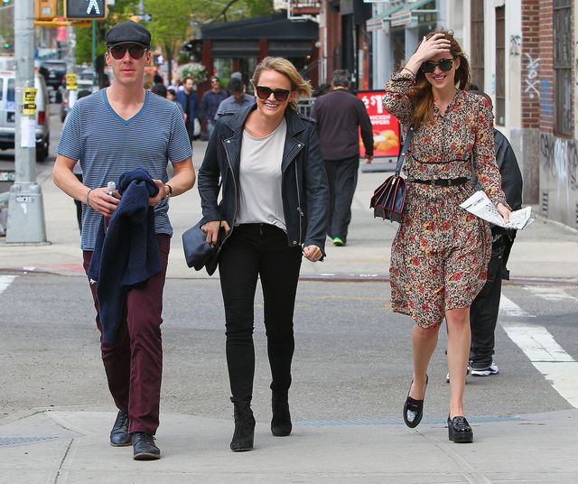 Co łączy Dakotę Johnson i Benedicta Cumberbatcha? (FOTO) Co łączy Dakotę Johnson i Benedicta Cumberbatcha? (FOTO)