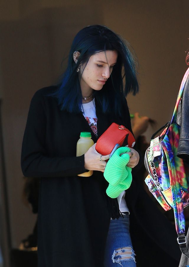 Przefarbowała wlosy na turkus - pasują do niej? (FOTO)