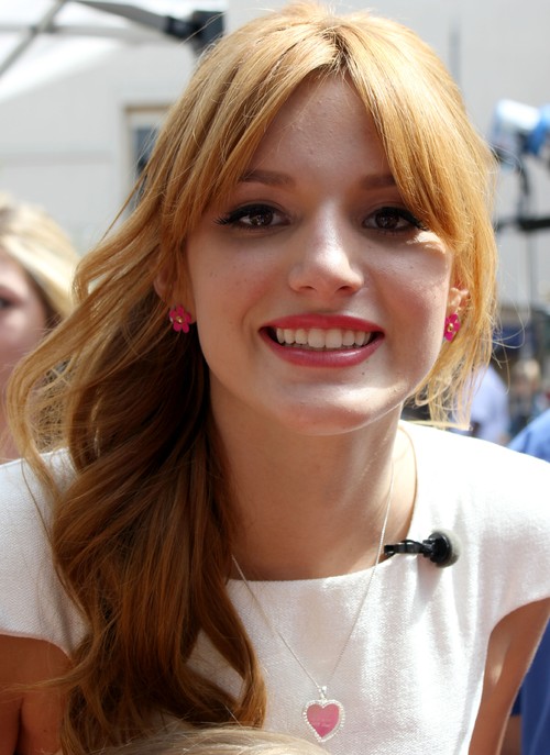 Piękna(?) Bella Thorne (FOTO)