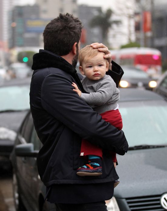 Poznajecie czyj jest ten uroczy chłopiec? (FOTO)