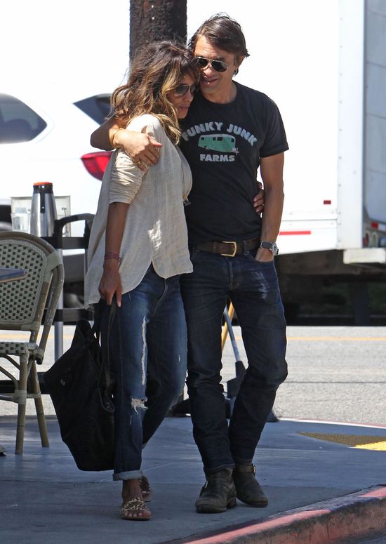 Tak Halle Berry ratuje małżeństwo (FOTO)