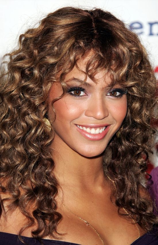 Rihannie i Beyonce zarzucono, że wybieliły skórę!