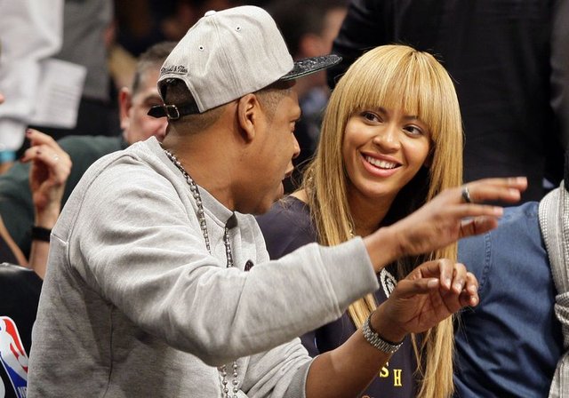 Beyonce - prosto od fryzjera na mecz (FOTO)