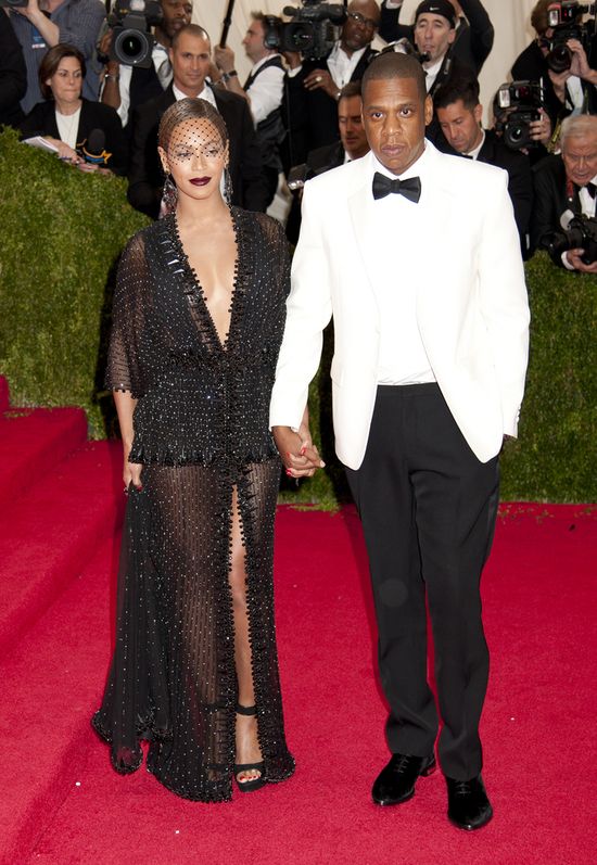 Beyonce już zbiera pochwały za kreację z gali MET! (FOTO) Beyonce już zbiera pochwały za kreację z gali MET! (FOTO)