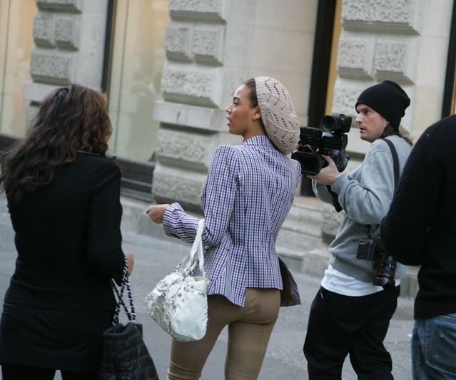 Beyonce szaleje na zakupach (FOTO) Beyonce szaleje na zakupach (FOTO)