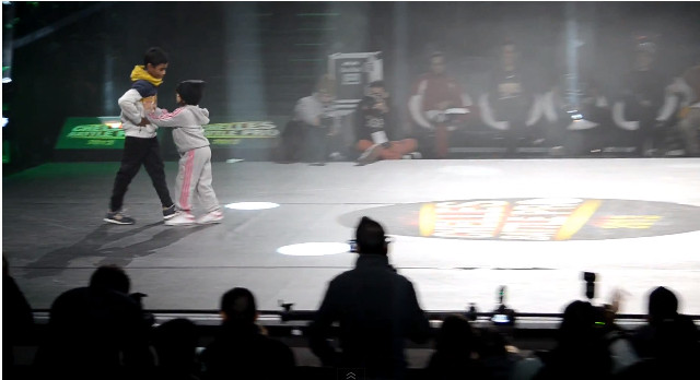 BGirl Terra tańczącą sensacją internetu (VIDEO)