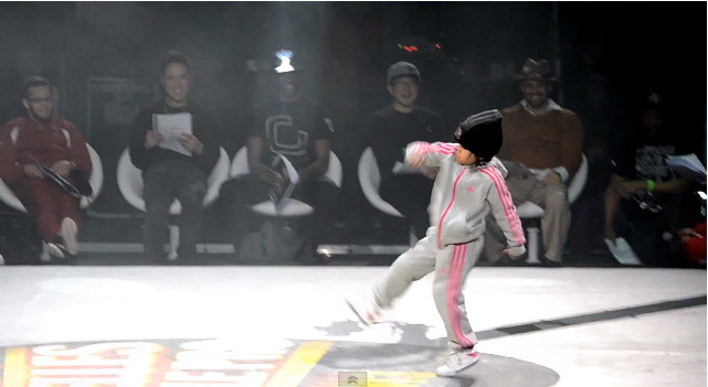 BGirl Terra tańczącą sensacją internetu (VIDEO)