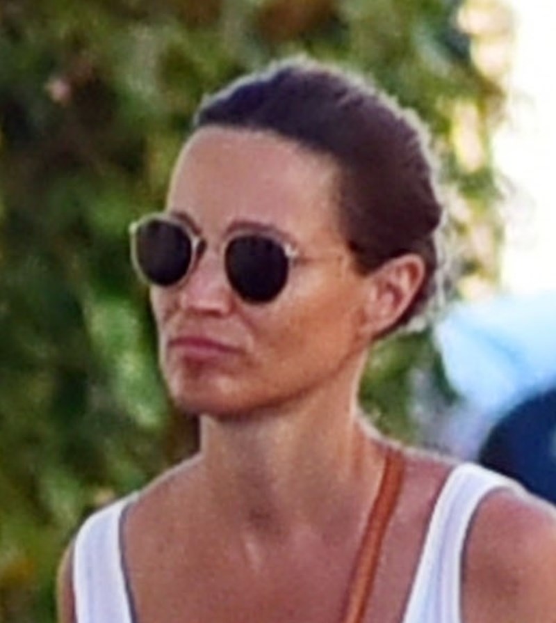 Ciężarna Pippa Middleton z ciężkimi zakupami (ZDJĘCIA) Ciężarna Pippa Middleton z ciężkimi zakupami (ZDJĘCIA)