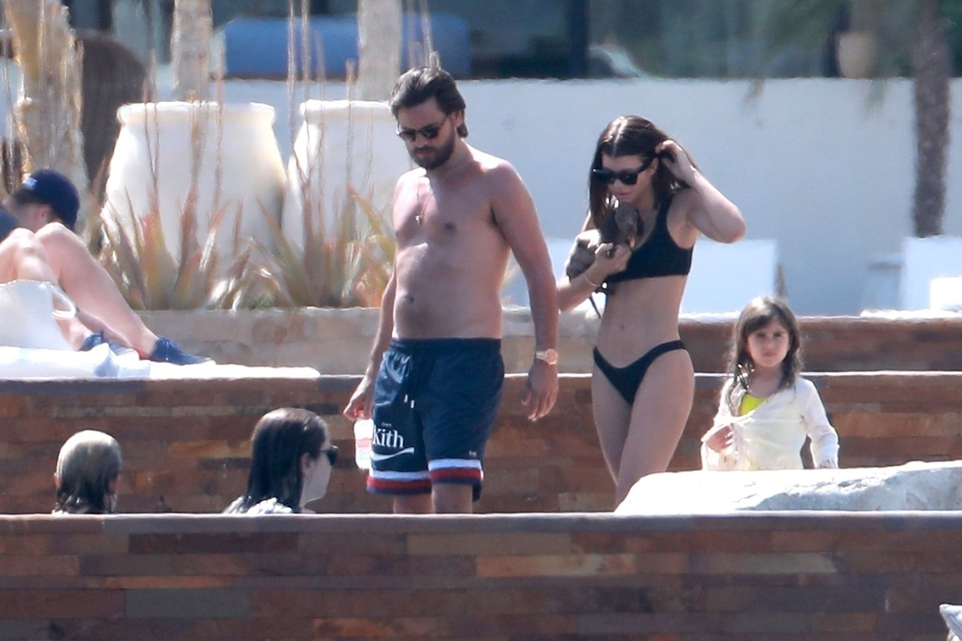 Dramat byłego chłopaka Kourtney Kardashian! Kocha JE OBIE Dramat byłego chłopaka Kourtney Kardashian! Kocha JE OBIE