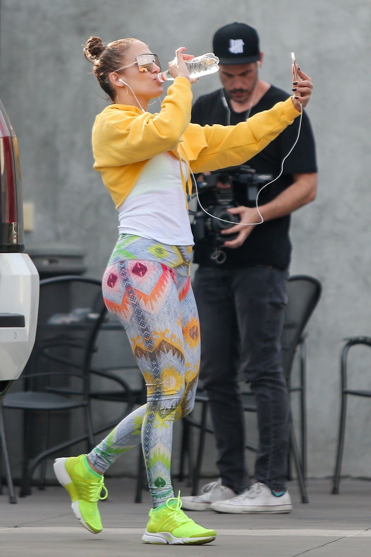 Jennifer Lopez w legginsach pokazuje, gdzie ma kanony piękna (ZDJĘCIA)