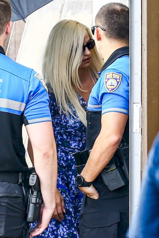 OMG! Penelope Cruz wygląda jak... Donatella Versace! (FOTO)