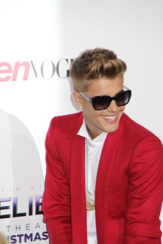 Justin Bieber odurza się syropem od kaszlu Justin Bieber odurza się syropem od kaszlu