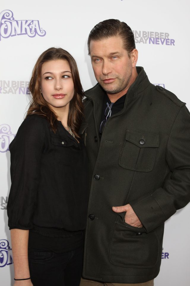 Jest nagranie z momentu, gdy Bieber poznaje Hailey Baldwin 