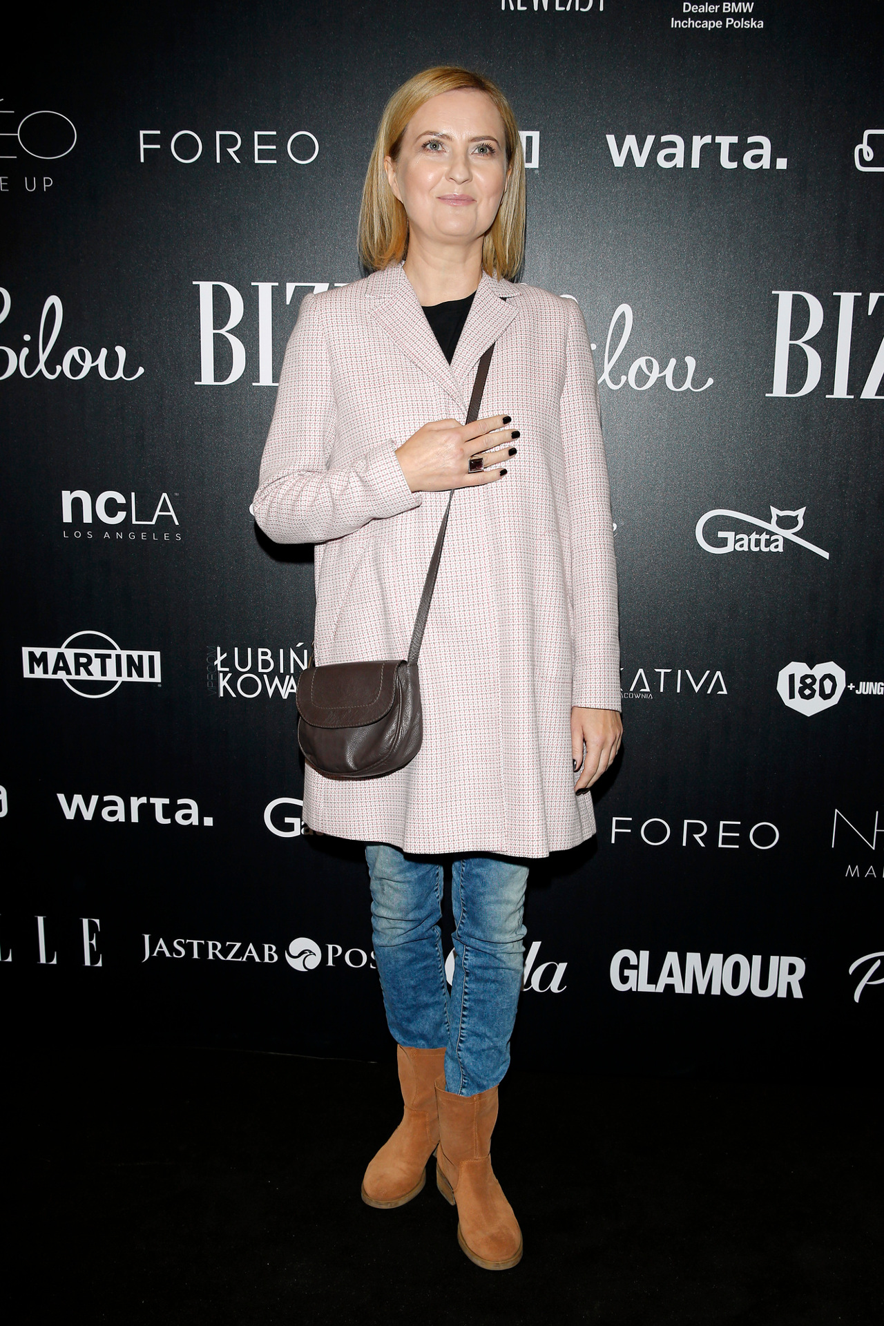 Lara Gessler chyba pokazała ZA DUŻO! Zobacz gwiazdy na pokazie Bizuu (ZDJĘCIA)