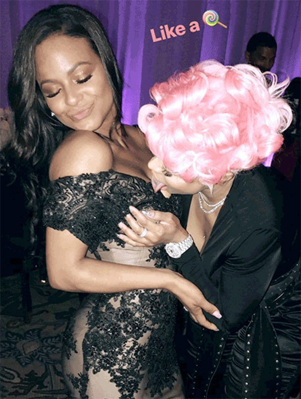 Blac Chyna liże pierś Christiny Milan jak... Blac Chyna liże pierś Christiny Milan jak...