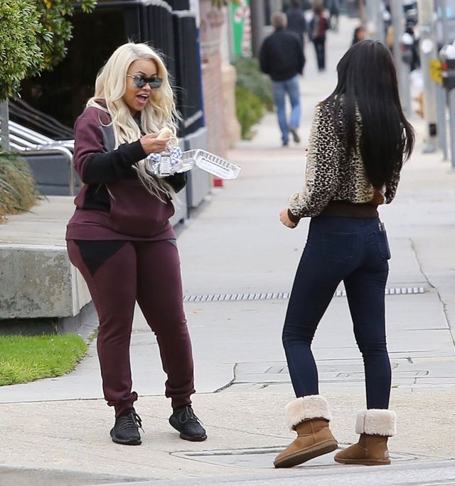 Pupa Kim Kardashian znika, na szczęście Blac Chyny ma się dobrze (FOTO) Pupa Kim Kardashian znika, na szczęście Blac Chyny ma się dobrze (FOTO)