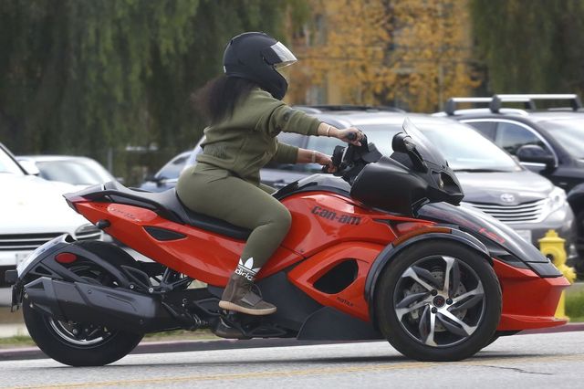 Pupą Was nie zaskoczyła, ale gdy zobaczycie jej FRYZURĘ... (FOTO)