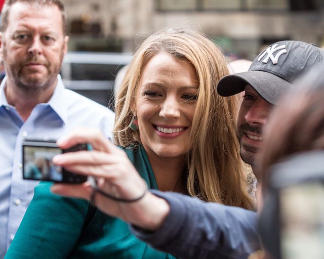 Ten moment, gdy NIE MOŻEMY napisać o Blake Lively, że wygląda bosko (ZDJĘCIA) Ten moment, gdy NIE MOŻEMY napisać o Blake Lively, że wygląda bosko (ZDJĘCIA)