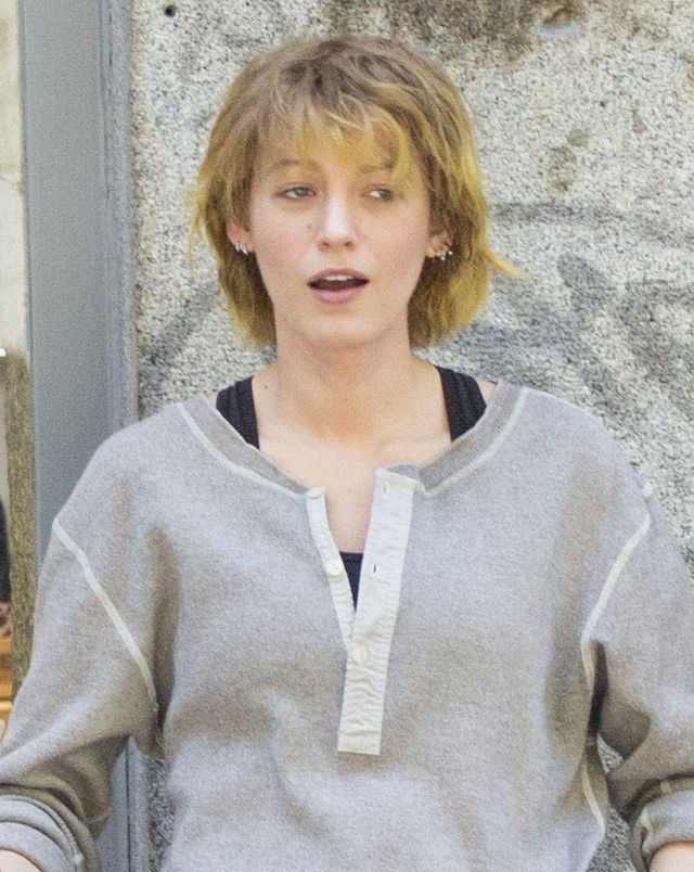 OMG! Co się dzieje z Blake Lively? (ZDJĘCIA)