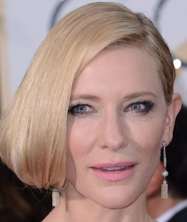 Na galę Złotych Globów wybrała suknię w stylu lat 20. (FOTO) Na galę Złotych Globów wybrała suknię w stylu lat 20. (FOTO)