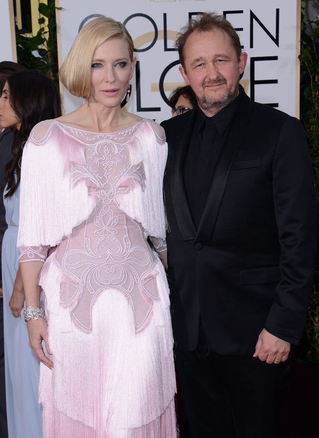 Na galę Złotych Globów wybrała suknię w stylu lat 20. (FOTO) Na galę Złotych Globów wybrała suknię w stylu lat 20. (FOTO)