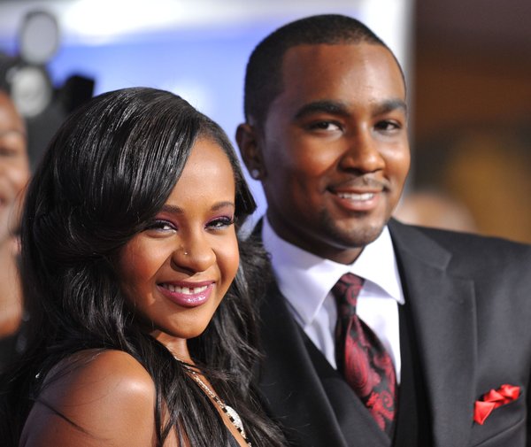 Córka Whitney Houston zaręczona z adoptowanym synem matki 