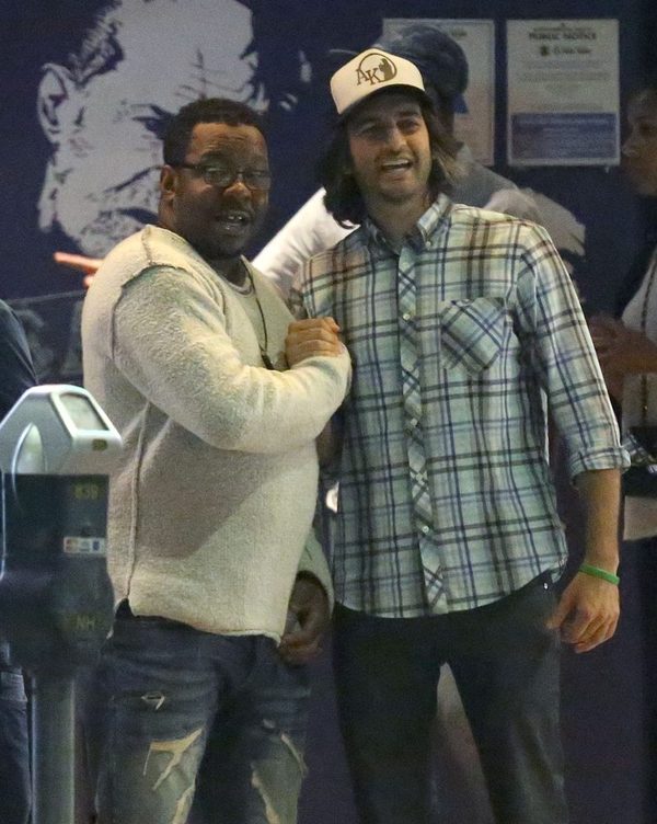 Niektórzy zarzucają mu, że już nie opłakuje zmarłej córki 