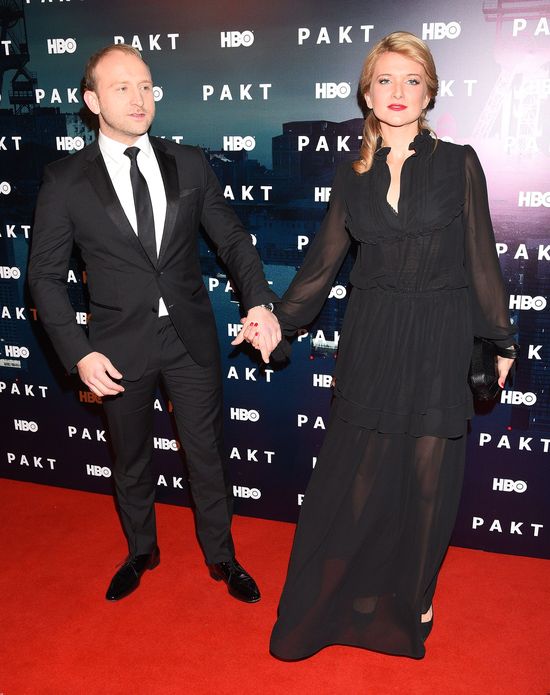 Wyścig w zadzieraniu nosa na ściance? Co robi Borys Szyc i jego dziewczyna?