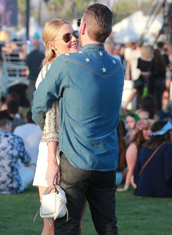 Dzieci kwiaty gdyby to widziały, to by płakały (FOTO)