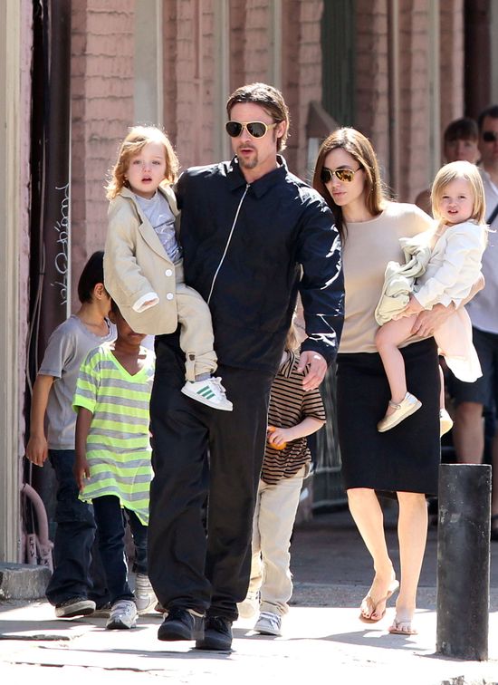 Szok! Tak wygląda edukacja dzieci Angeliny Jolie i Brada Szok! Tak wygląda edukacja dzieci Angeliny Jolie i Brada