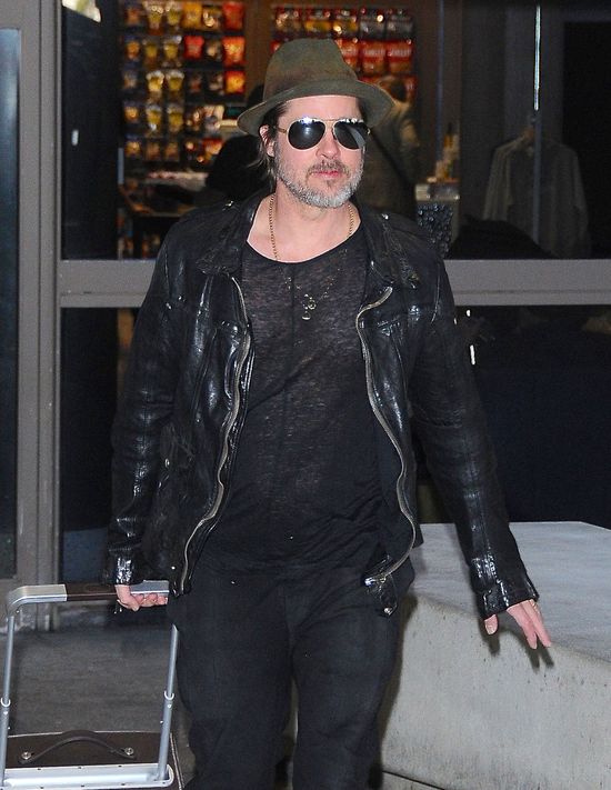 Zagadka nowej twarzy Brada Pitta rozwiązana!