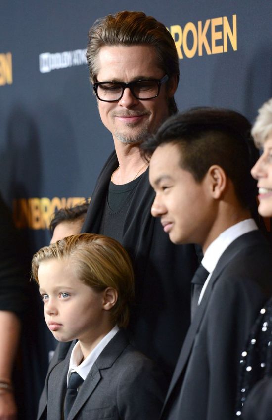 Brad Pitt i dzieci wspierają chorą Angelinę (FOTO)