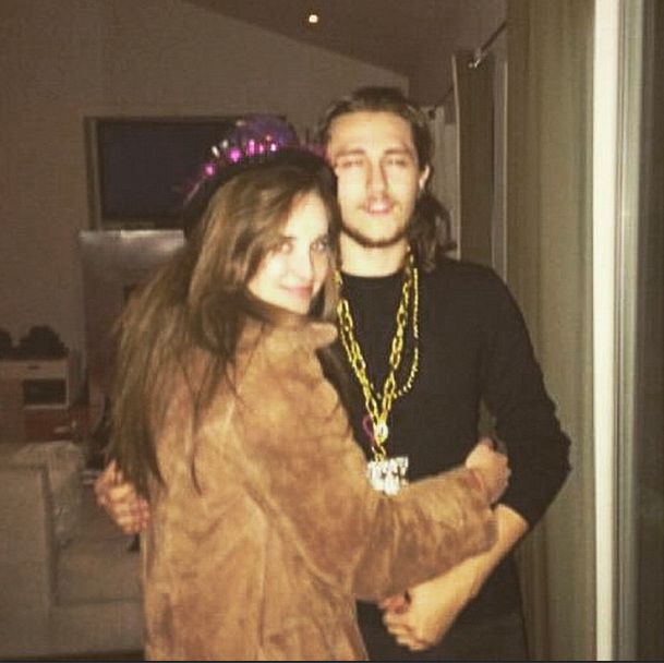 Nie zgadniecie, z kim spotyka się brat Miley Cyrus