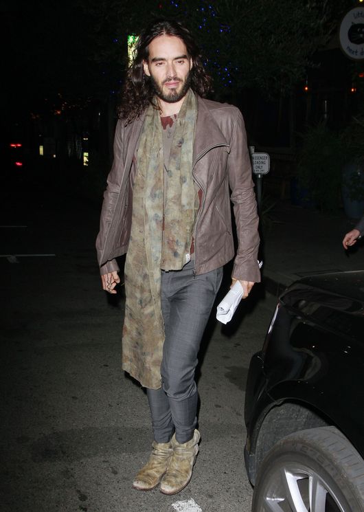 Russell Brand z tajemniczą blondynką (FOTO)