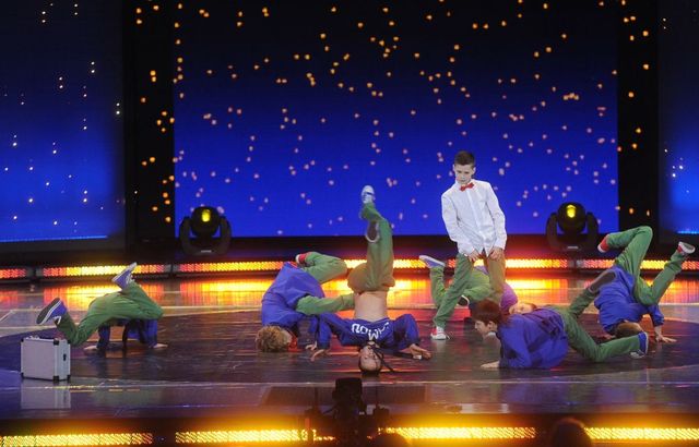 Alan Andersz w pojedynku na pompki [VIDEO]