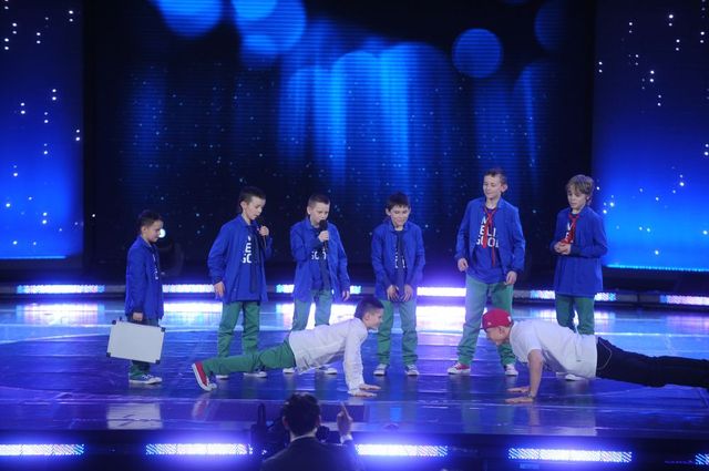 Alan Andersz w pojedynku na pompki [VIDEO]