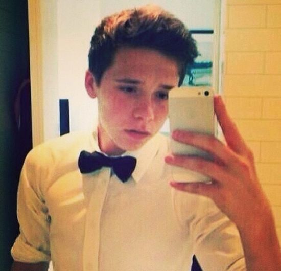 15-letni Brooklyn Beckham debiutuje jako model (FOTO) 15-letni Brooklyn Beckham debiutuje jako model (FOTO)