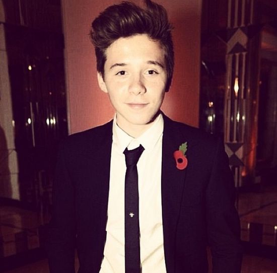15-letni Brooklyn Beckham debiutuje jako model (FOTO) 15-letni Brooklyn Beckham debiutuje jako model (FOTO)