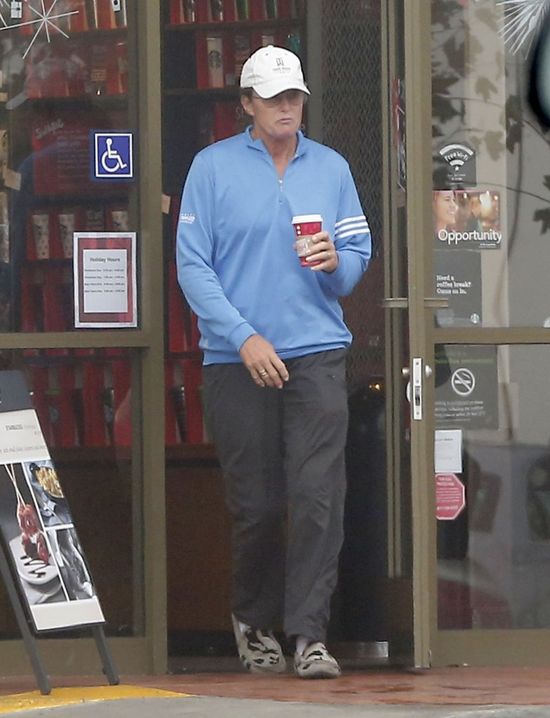 Pani Jenner w typowo rodzinnej pozie (FOTO)