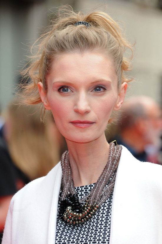 Nigdy nie zapraszaj Rosie Huntington-Whiteley na imprezę Nigdy nie zapraszaj Rosie Huntington-Whiteley na imprezę