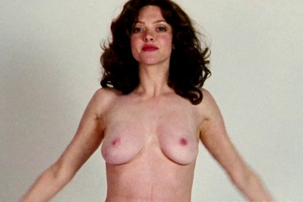 Amanda Seyfried topless na zdjęciach z filmu Lovelace 