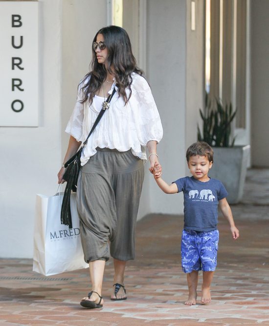 Córeczka Matthew McConaugheya jest śliczna (FOTO) Córeczka Matthew McConaugheya jest śliczna (FOTO)